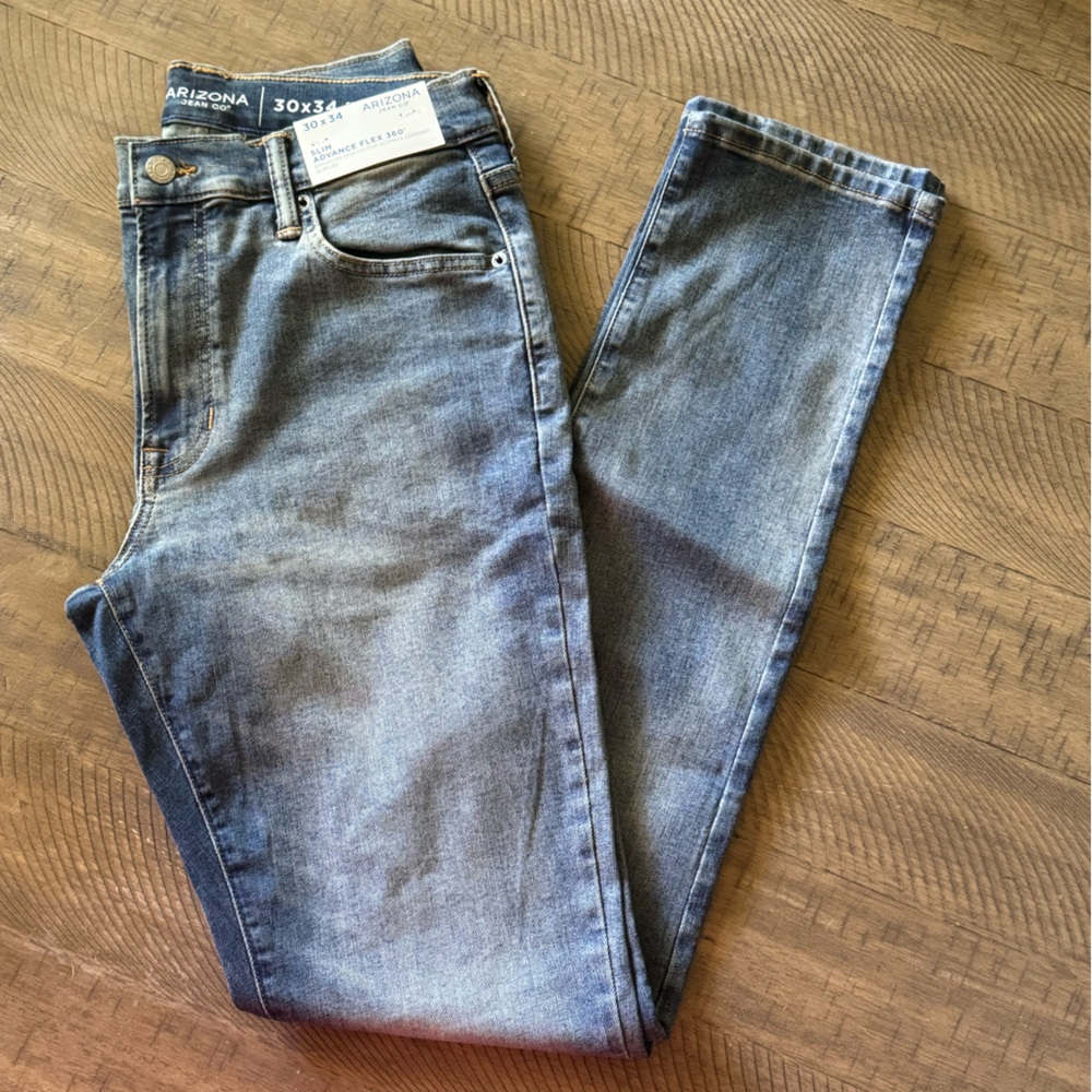 Arizona Jean Company Blue Slim Straight Jeans